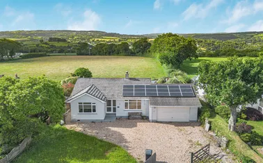 Broad Park Road, Bere Alston