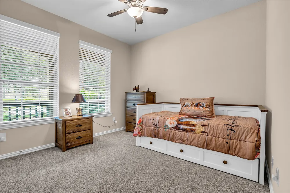 34 Sawbridge Circle, Spring, TX 77389