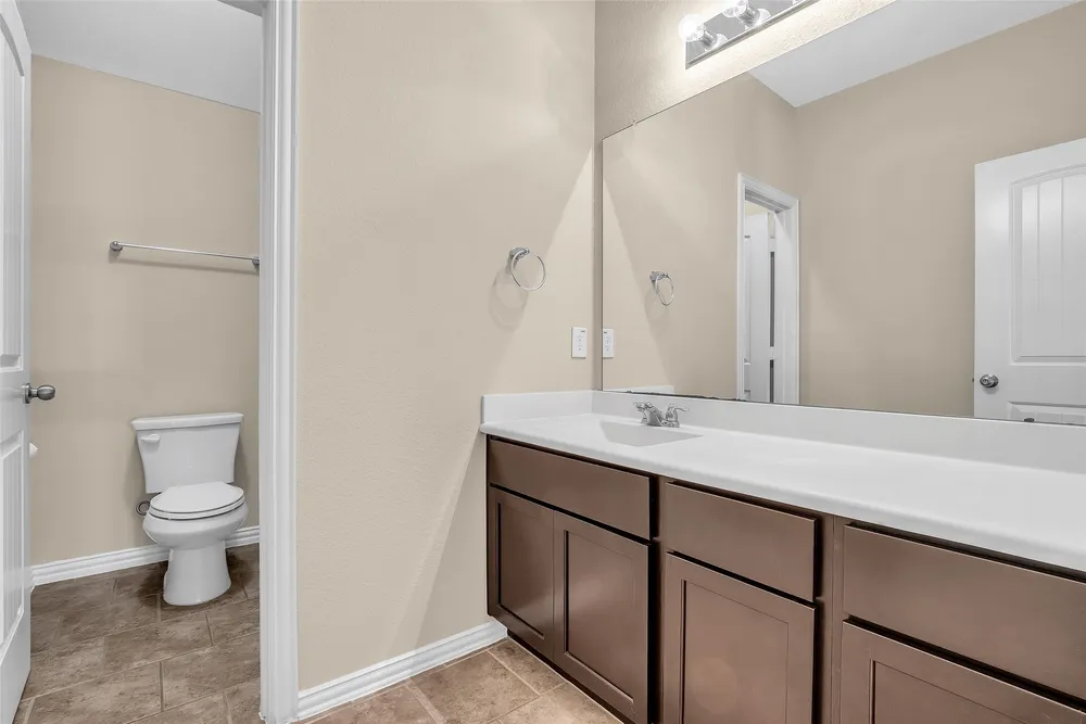 34 Sawbridge Circle, Spring, TX 77389