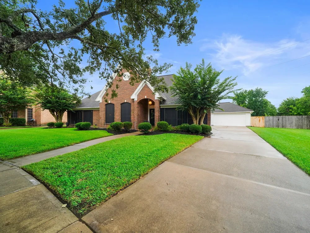 4010 Bay Shore Dr, Missouri City, TX 77459