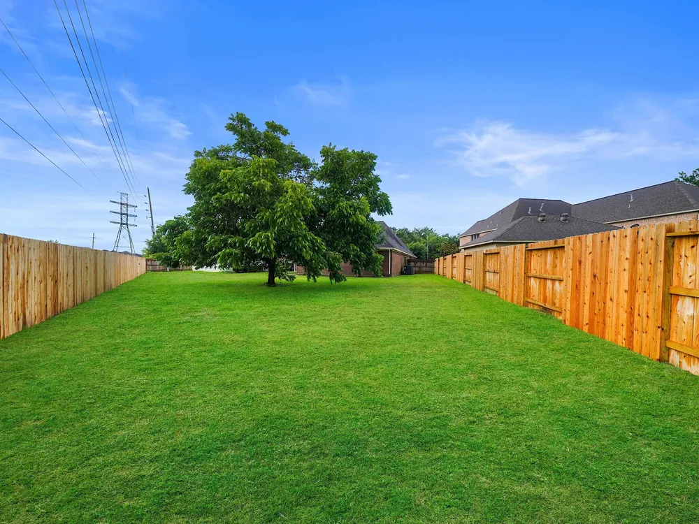 4010 Bay Shore Dr, Missouri City, TX 77459