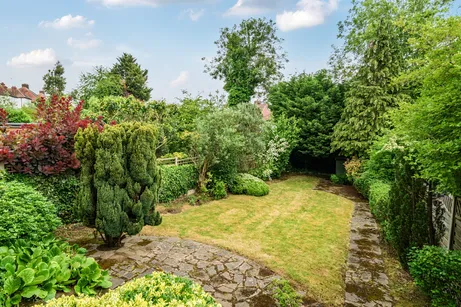 Friars Avenue, London, N20