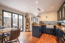Felsham Road, London, SW15 photo 3