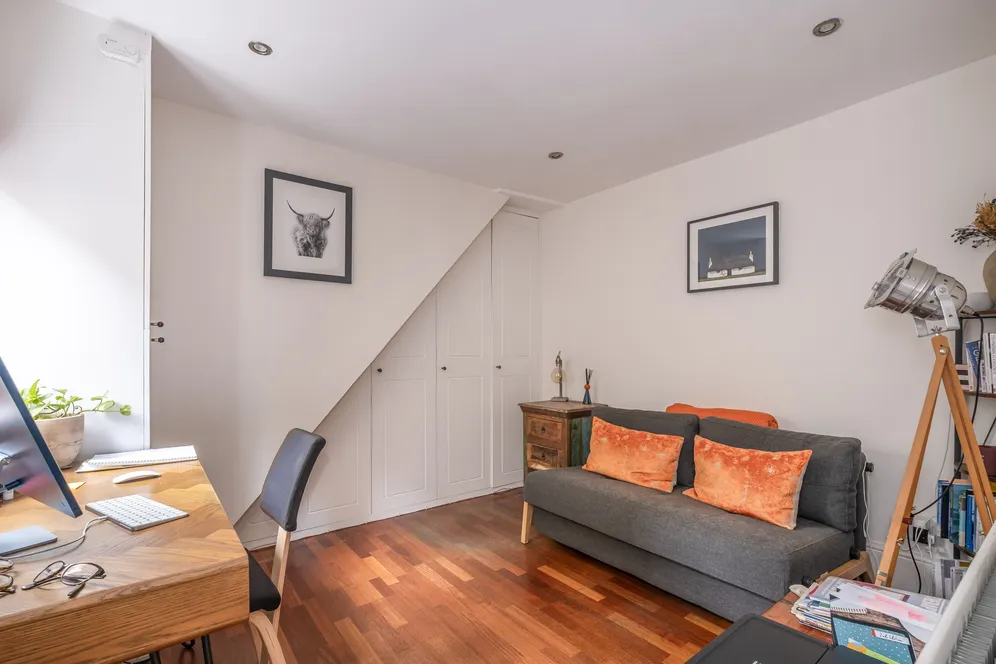 Felsham Road, London, SW15 photo 8