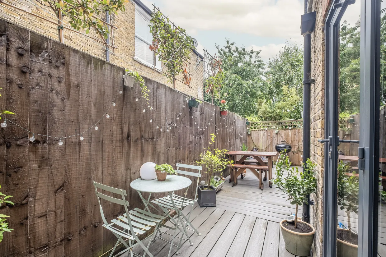 Felsham Road, London, SW15 photo 10