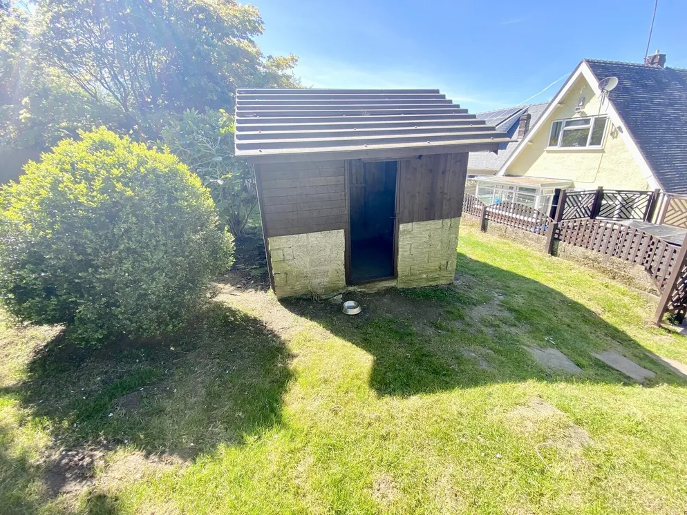 Property carousel item 24