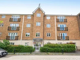 Caspian Way, Purfleet-On-Thames thumb 2