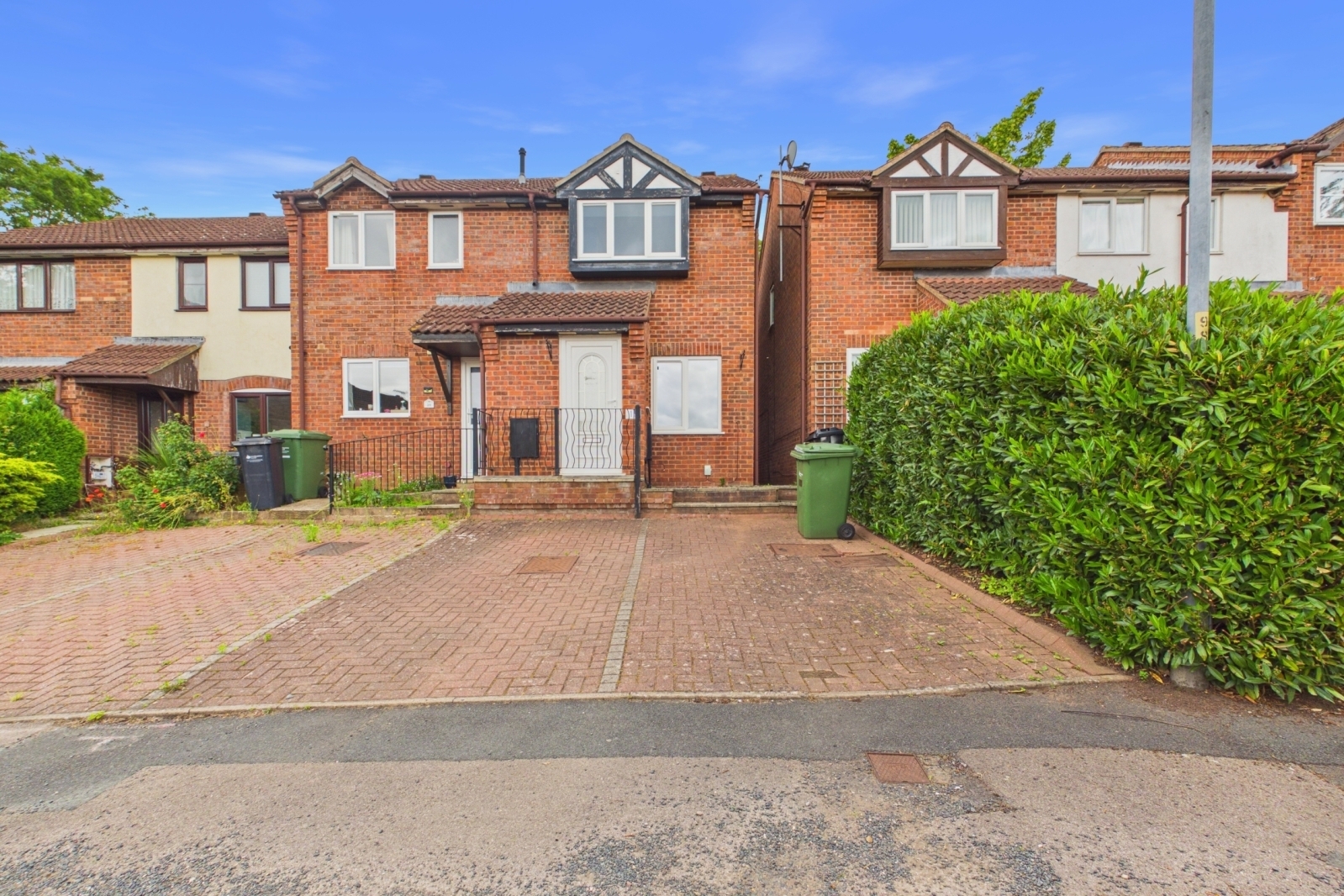Honeysuckle Close, Ross-on-Wye, Herefordshire, HR9 Image 1