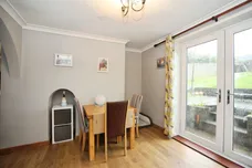 Ael Y Bryn, Beddau, Pontypridd