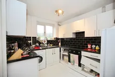Ael Y Bryn, Beddau, Pontypridd