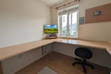 Parc Bryn Derwen, Llanharan, PONTYCLUN