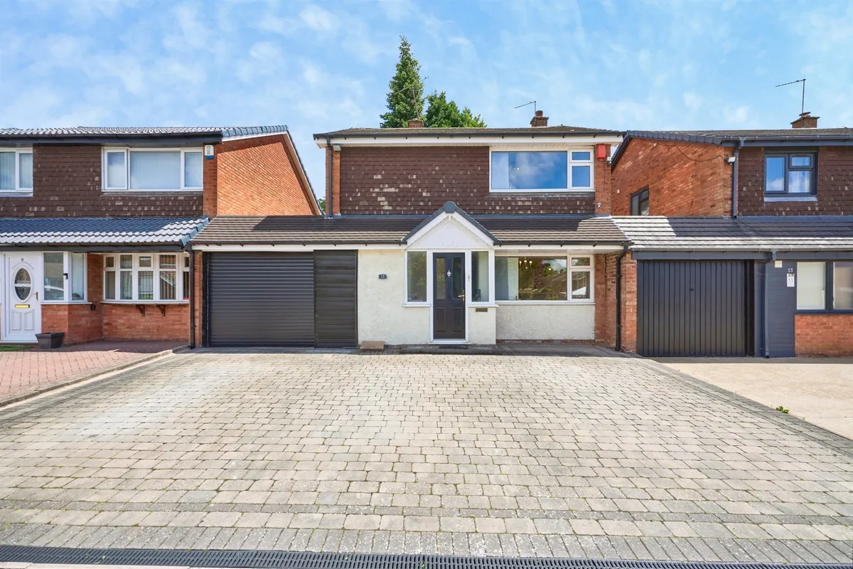 Ravensdale Gardens, Walsall