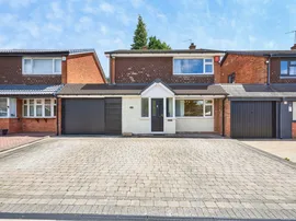 Ravensdale Gardens, Walsall photo