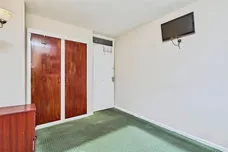 Ravensdale Gardens, Walsall
