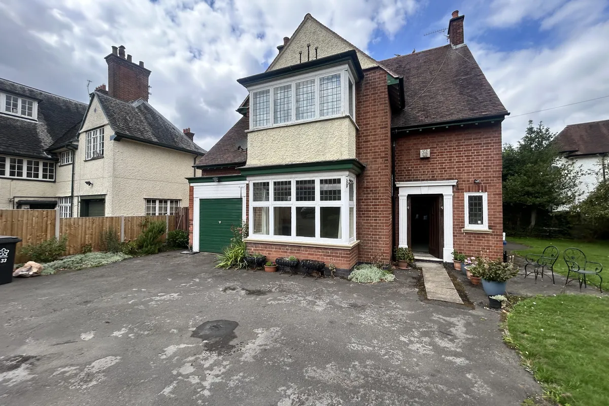 Knighton Road, LEICESTER
