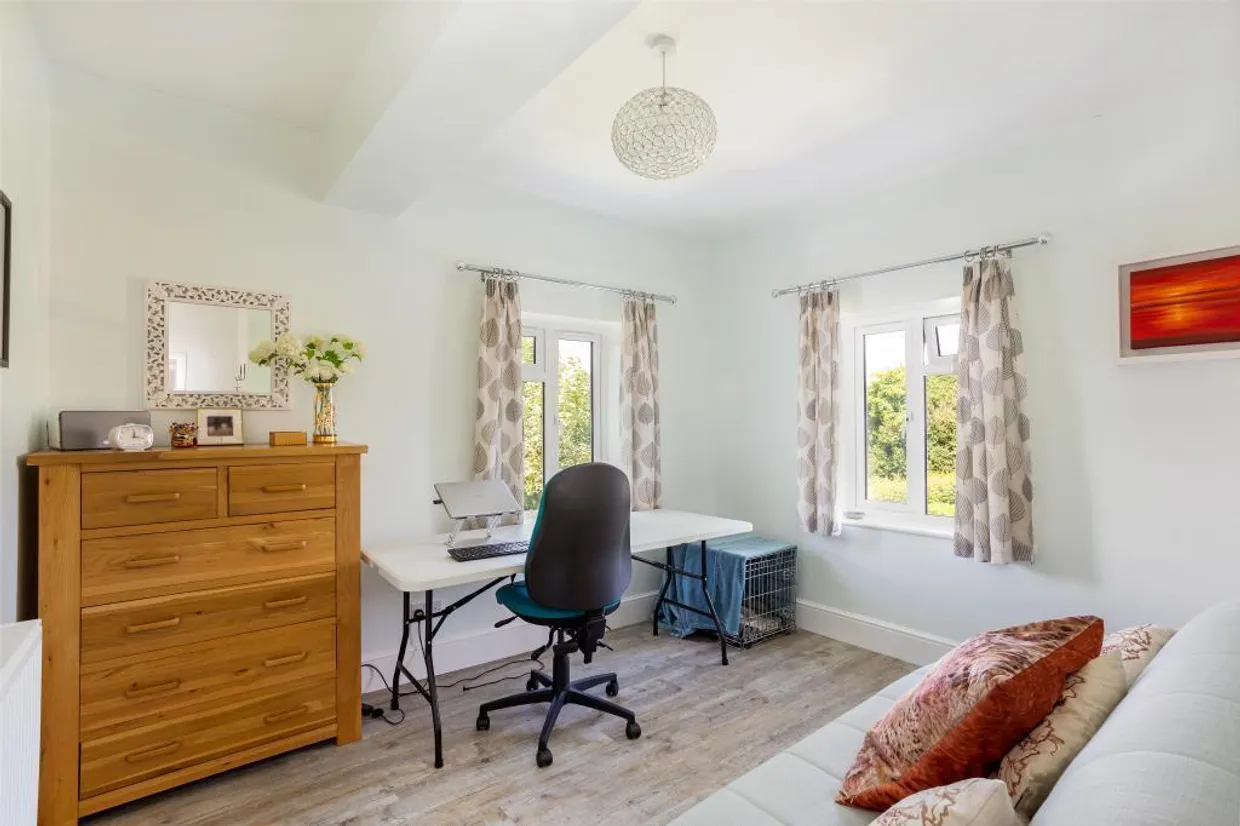 Charlton, Pewsey, SN9 photo 15