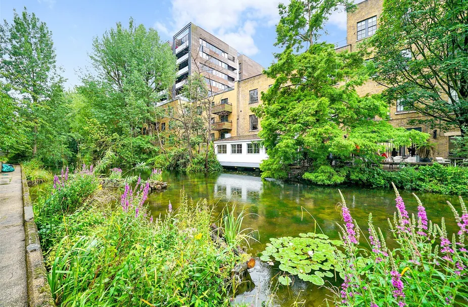 Property Photo 3