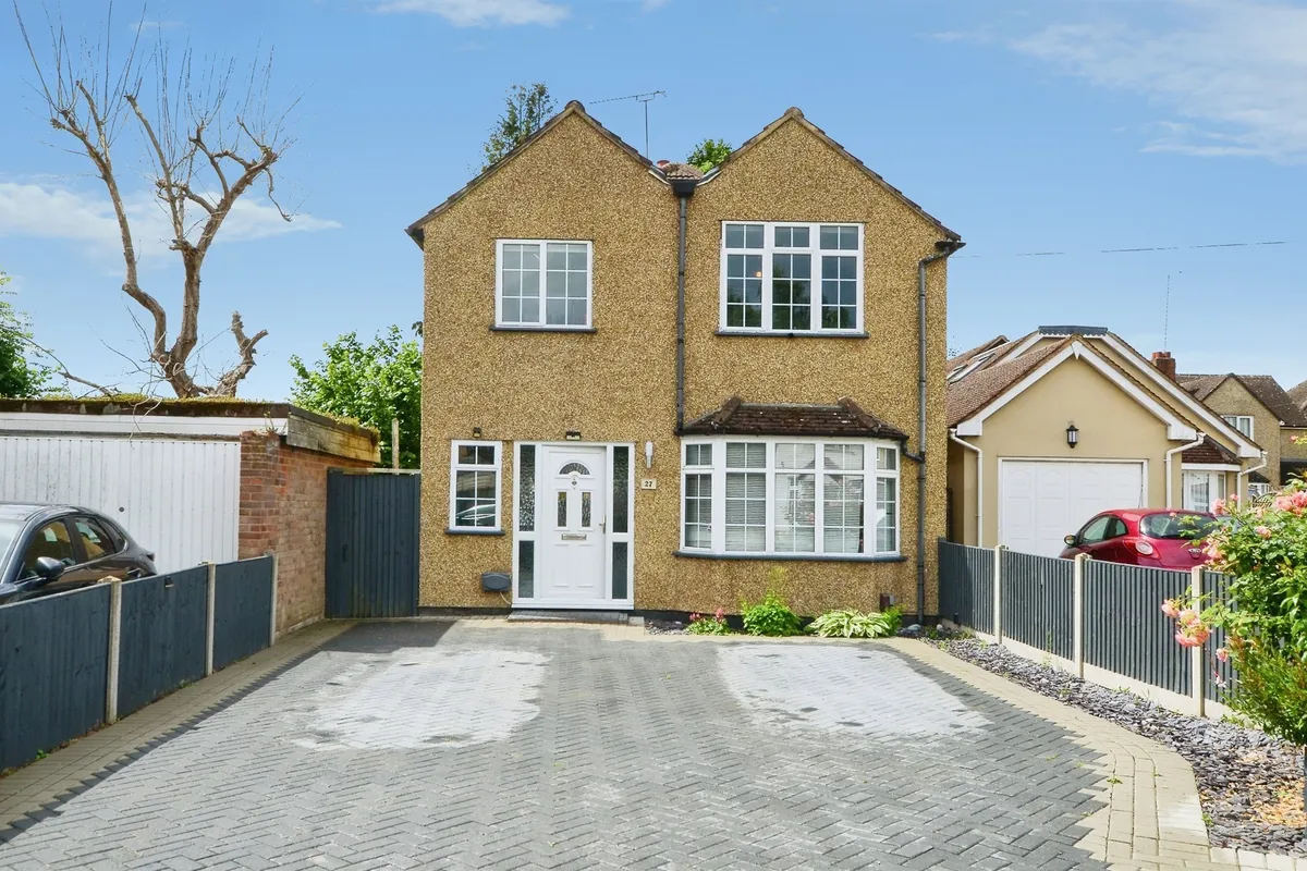 Lavinia Avenue, Watford