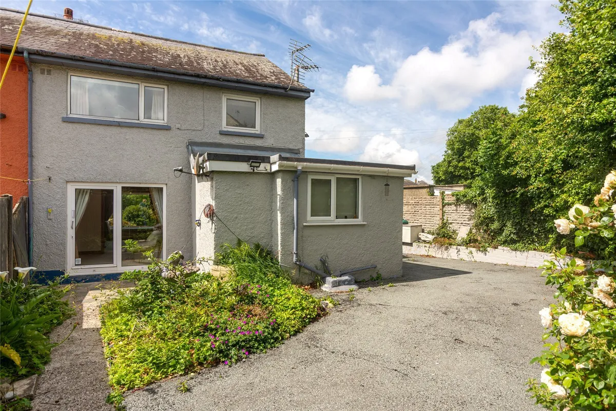 Maes Gwynedd, Caernarfon, Gwynedd, LL55