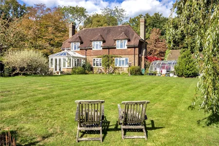 Silverhill, Robertsbridge, TN32