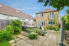 Lavinia Avenue, Watford