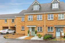 Temple Gardens, RUSHDEN