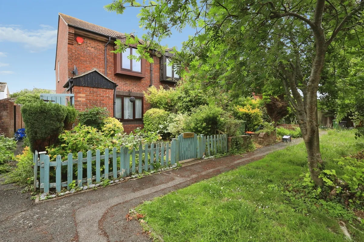 Glenmore Mews, Eastbourne