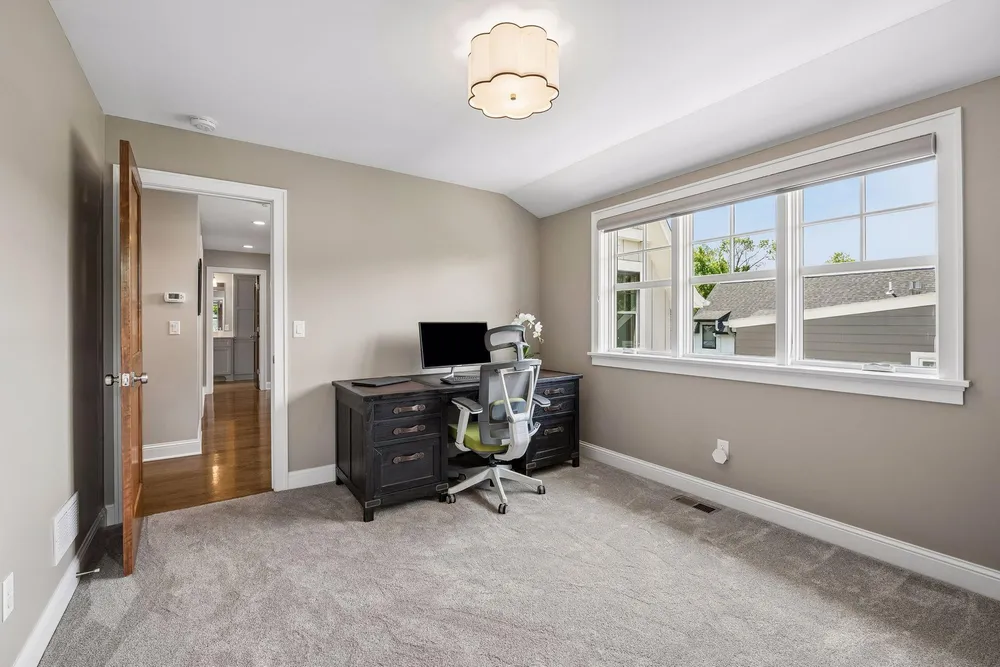 5913 Kellogg Ave, Minneapolis, MN 55424