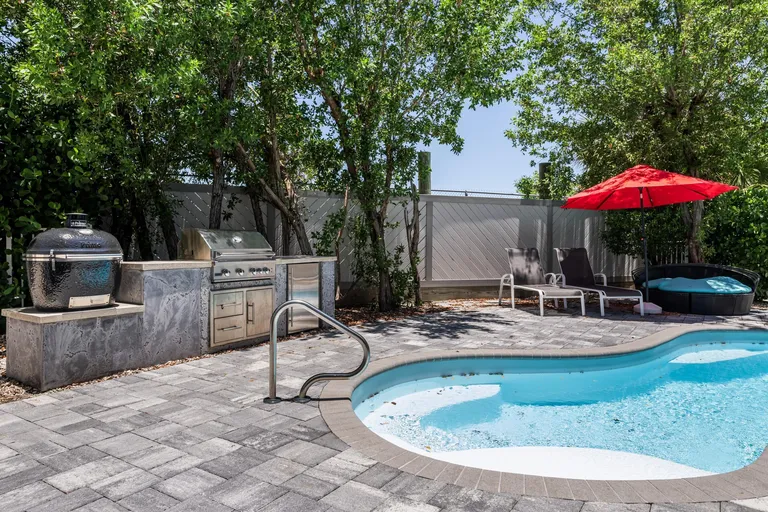 101 Avenue D, Marathon, FL 33050