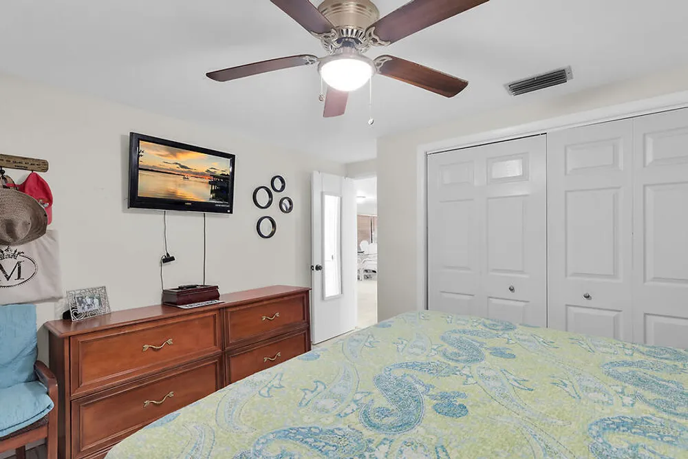 303 Sombrero Beach Rd, Marathon, FL 33050