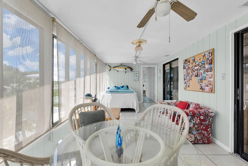 303 Sombrero Beach Rd, Marathon, FL 33050