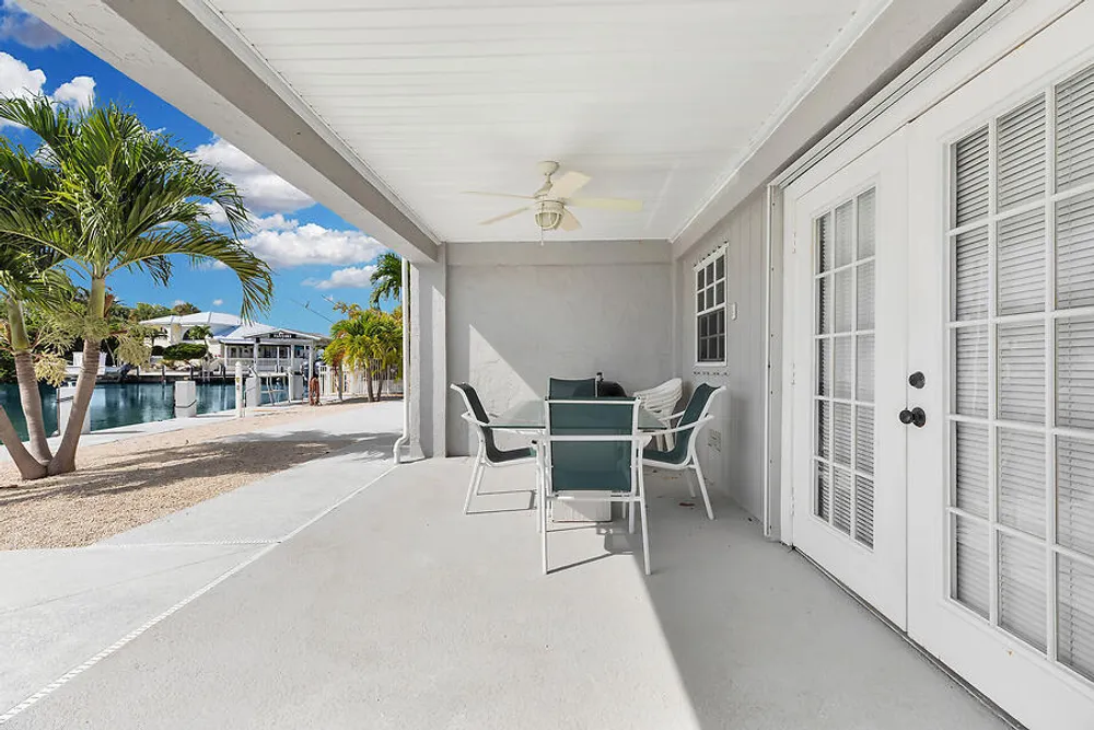 303 Sombrero Beach Rd, Marathon, FL 33050