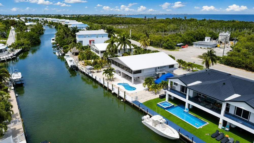 303 Sombrero Beach Rd, Marathon, FL 33050