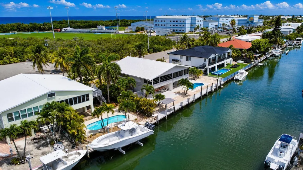 303 Sombrero Beach Rd, Marathon, FL 33050