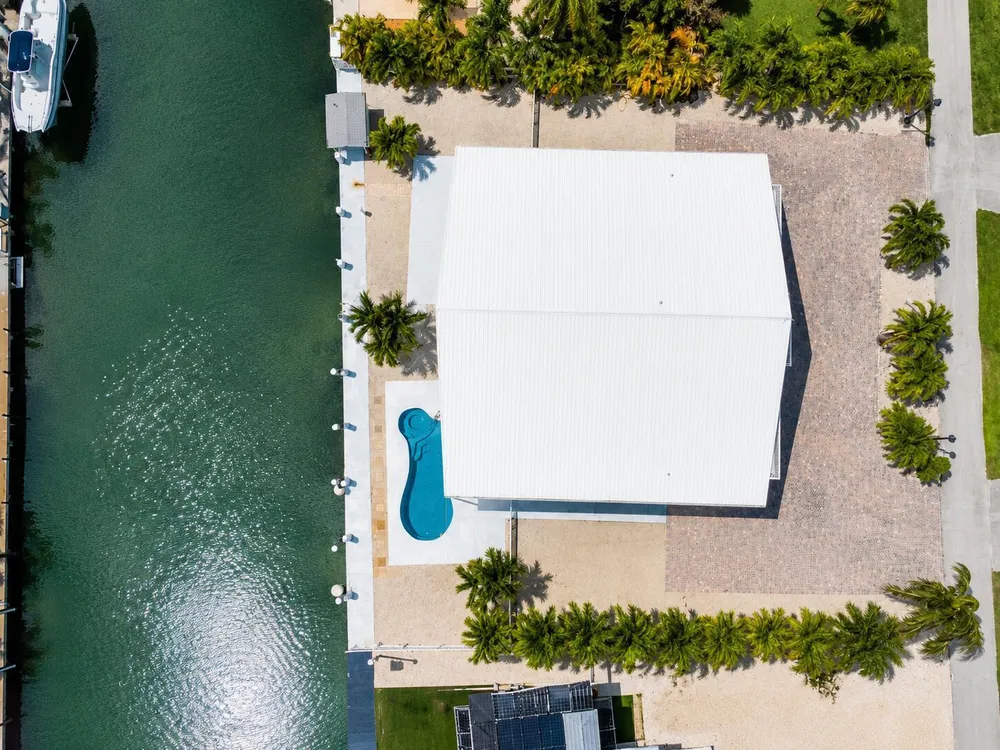 303 Sombrero Beach Rd, Marathon, FL 33050
