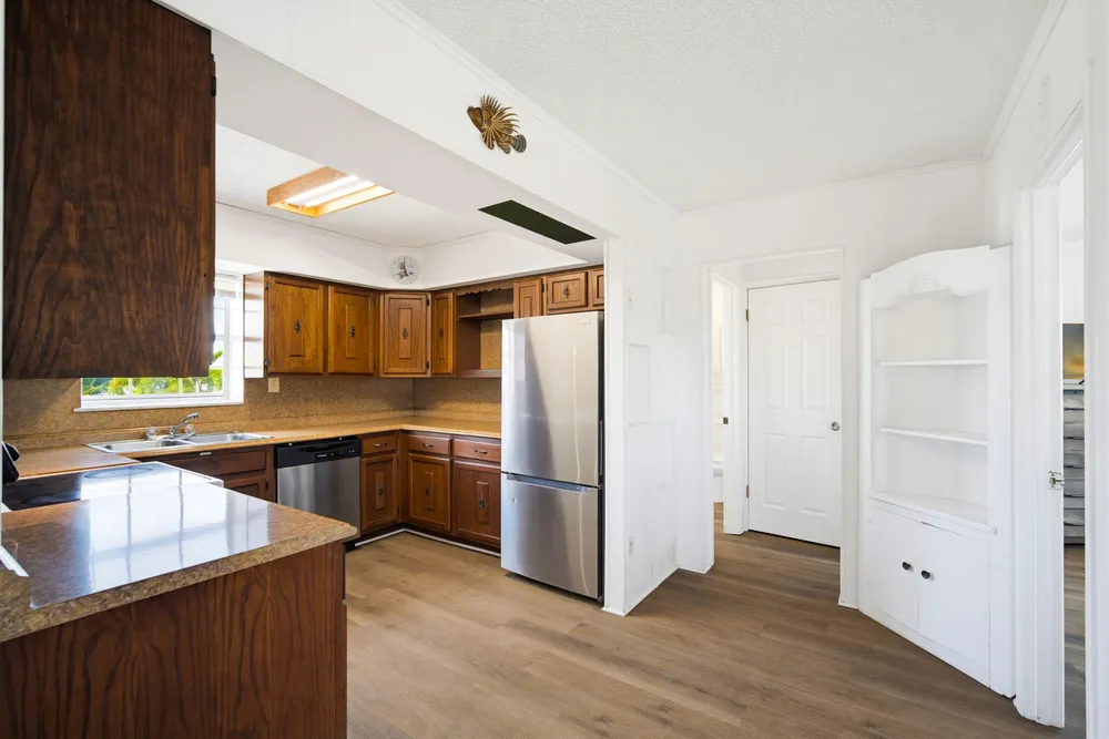 27358 Jamaica Ln, Ramrod Key, FL 33042