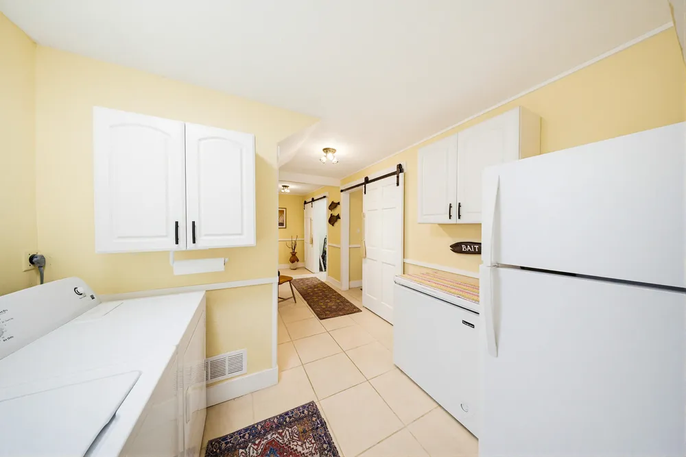 30985 Hibiscus Dr, Big Pine, FL 33043