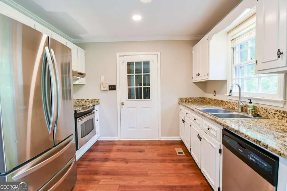 117 Chadds Ln, Athens, GA 30606