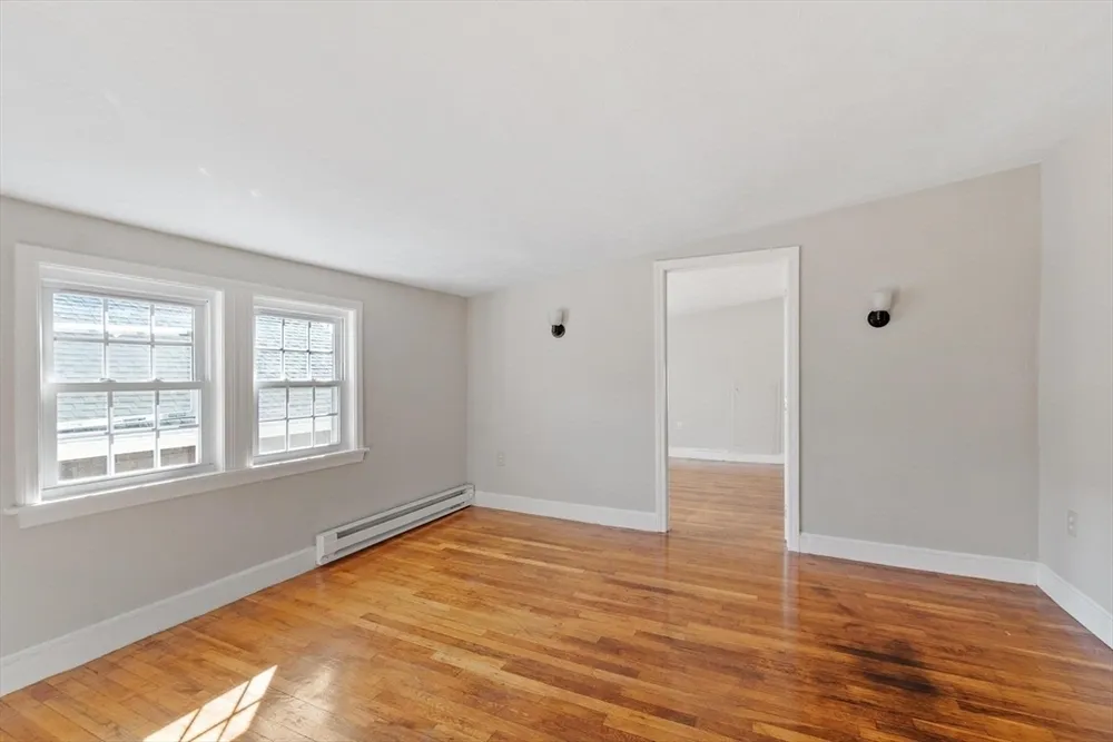 176 Washington St, Dedham, MA 02026