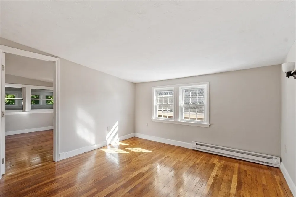 176 Washington St, Dedham, MA 02026