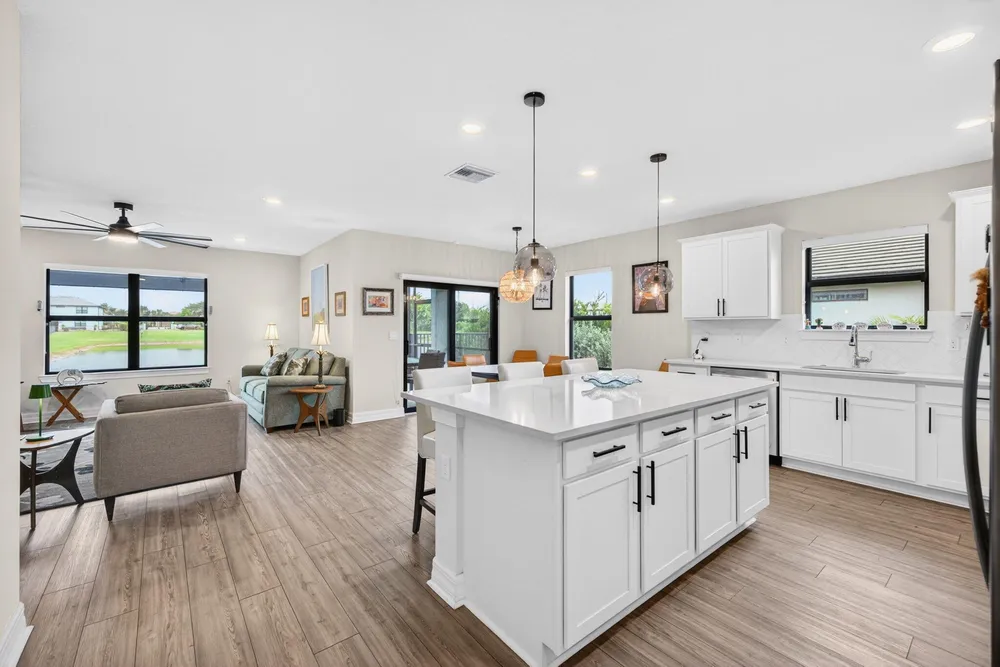 3165 Tamarind Dr, Lauderdale Lakes, FL 33311