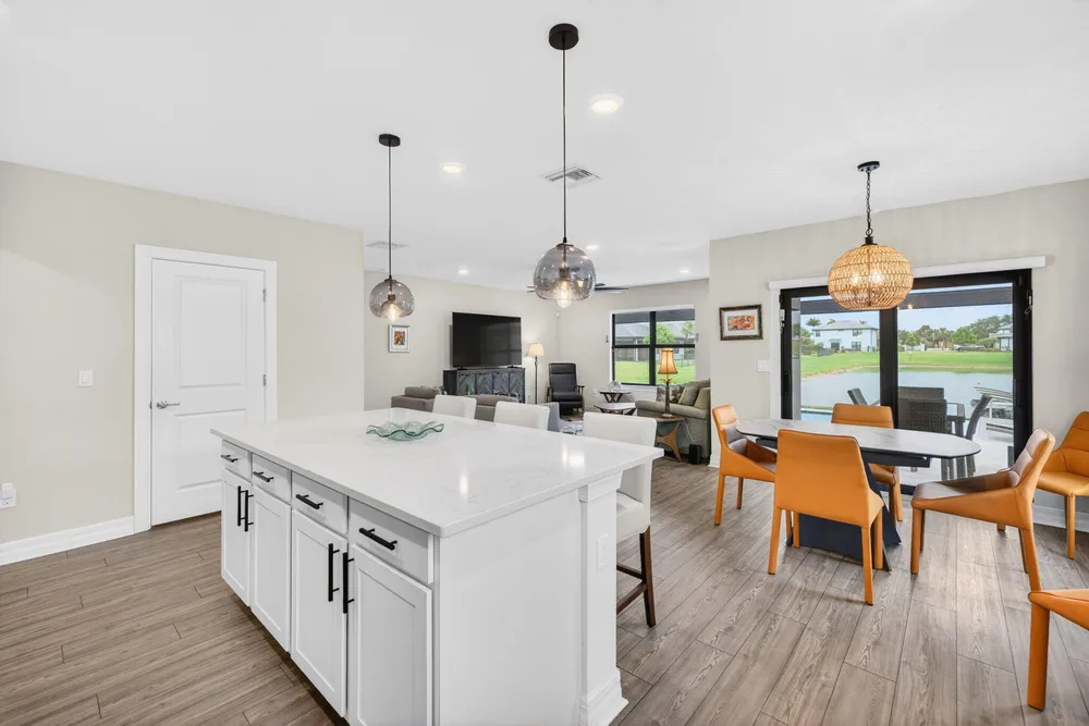 3165 Tamarind Dr, Lauderdale Lakes, FL 33311