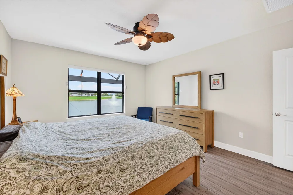 3165 Tamarind Dr, Lauderdale Lakes, FL 33311