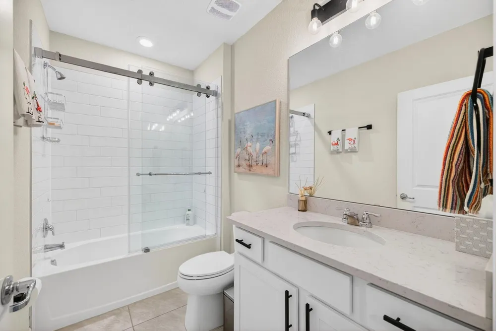 3165 Tamarind Dr, Lauderdale Lakes, FL 33311