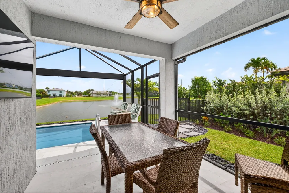 3165 Tamarind Dr, Lauderdale Lakes, FL 33311