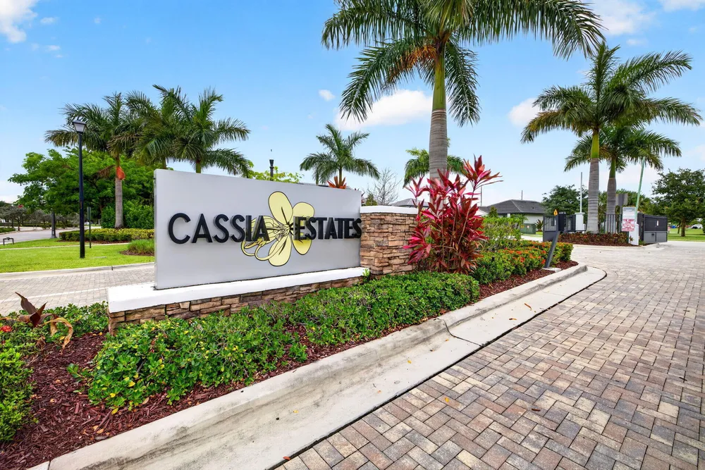 3165 Tamarind Dr, Lauderdale Lakes, FL 33311