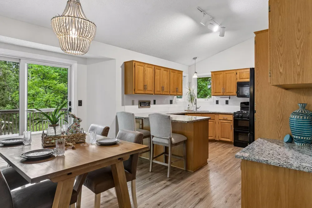 3689 Willbrook Ct, Eagan, MN 55123