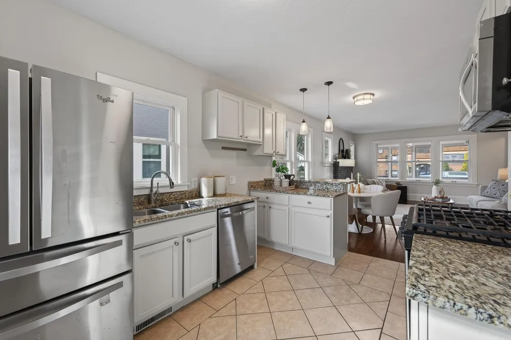 4115 Chicago Ave, Minneapolis, MN 55407
