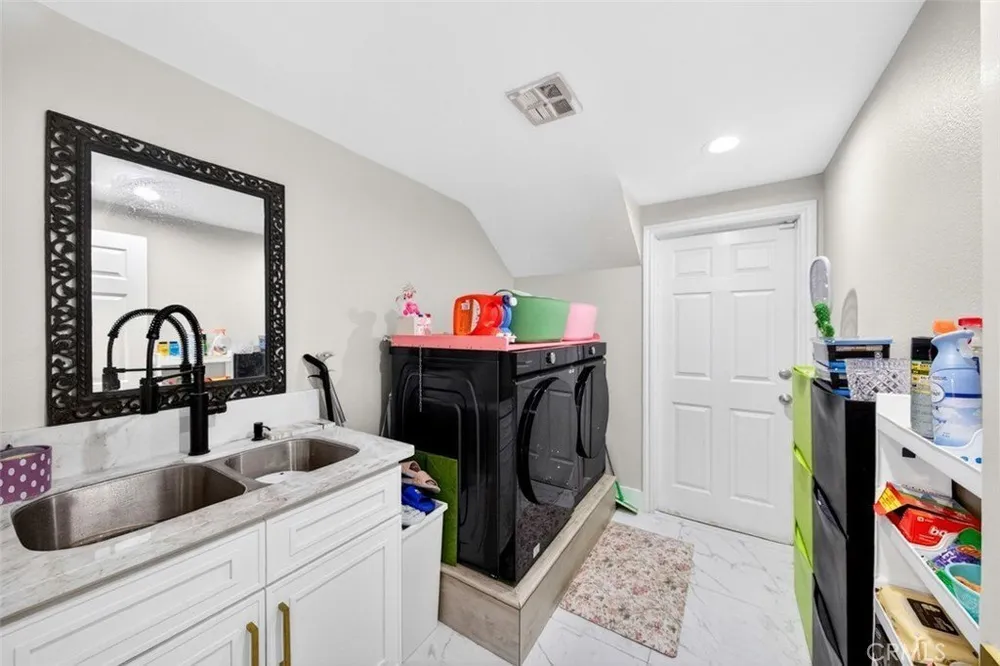 251 Avenida Santa Anita, La Habra, CA 90631