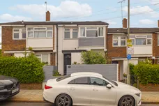 Swaffield Road, London, SW18 photo 2